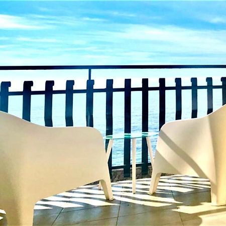 Ferienwohnung Vacanzenaxos - Casa Frontemare Giardini-Naxos Exterior foto