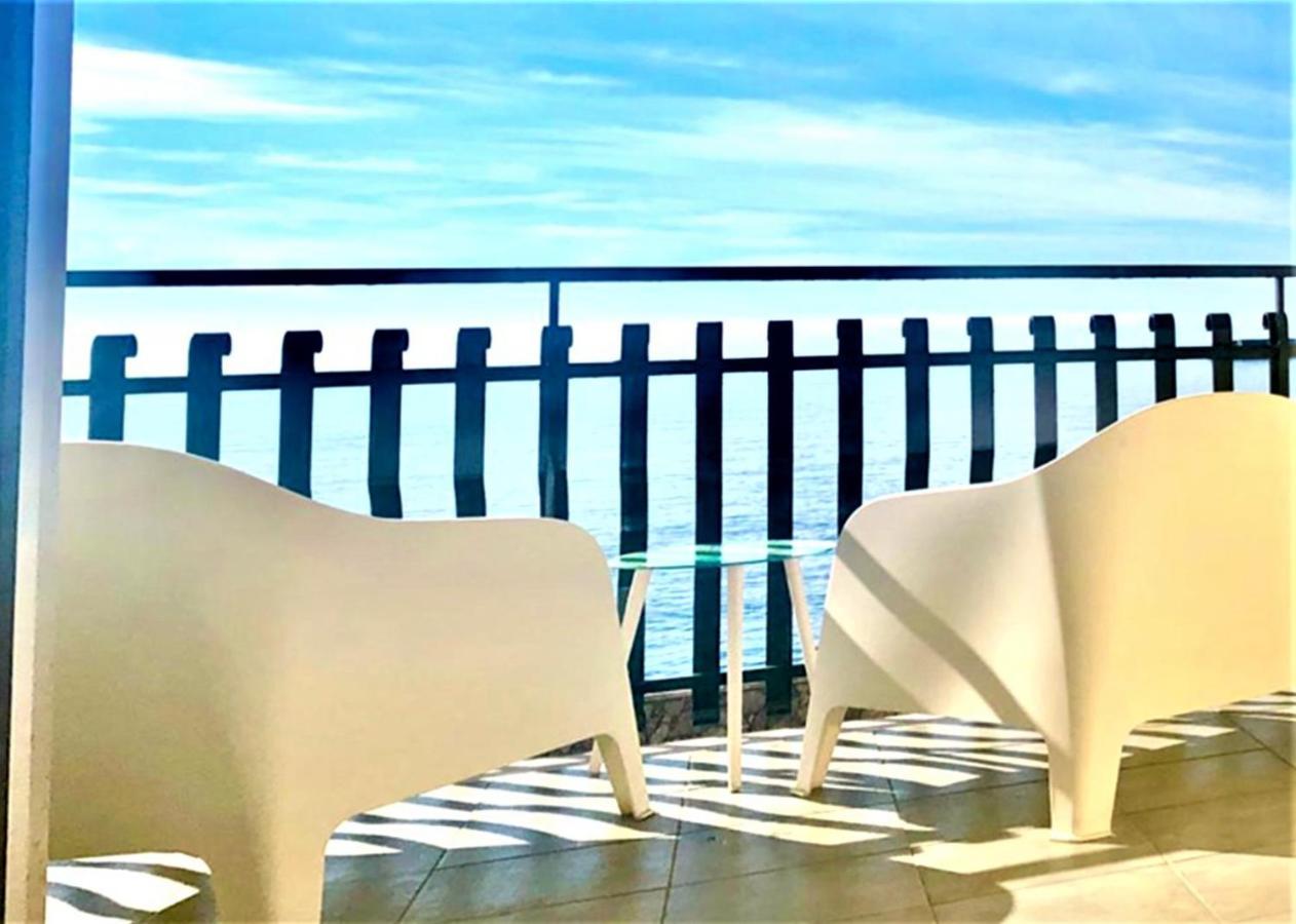 Ferienwohnung Vacanzenaxos - Casa Frontemare Giardini-Naxos Exterior foto