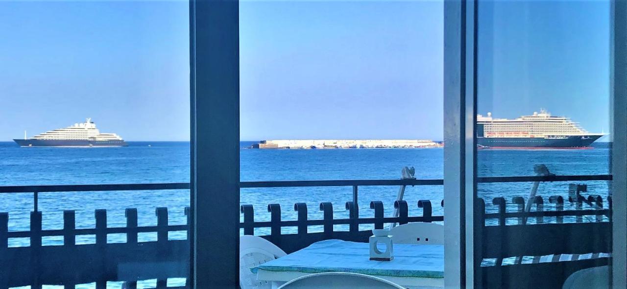 Ferienwohnung Vacanzenaxos - Casa Frontemare Giardini-Naxos Exterior foto